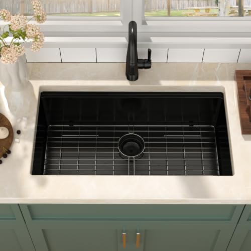 Mocoloo 32 Inch Matte Black Undermount Kitchen Sink Workstation - Image 3