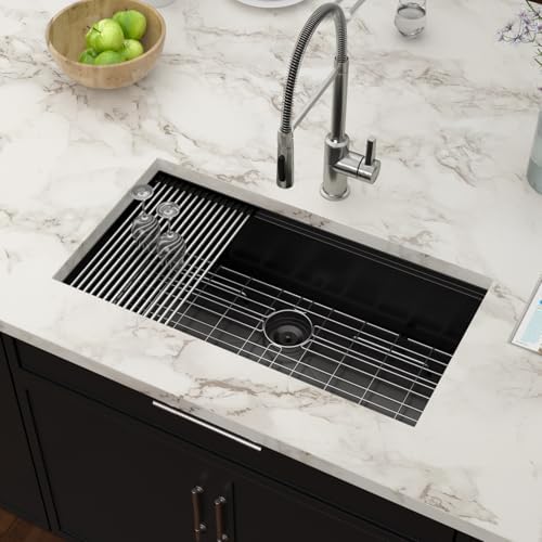 33 Inch Black Undermount Workstation Kitchen Sink with Accessories - Image 3